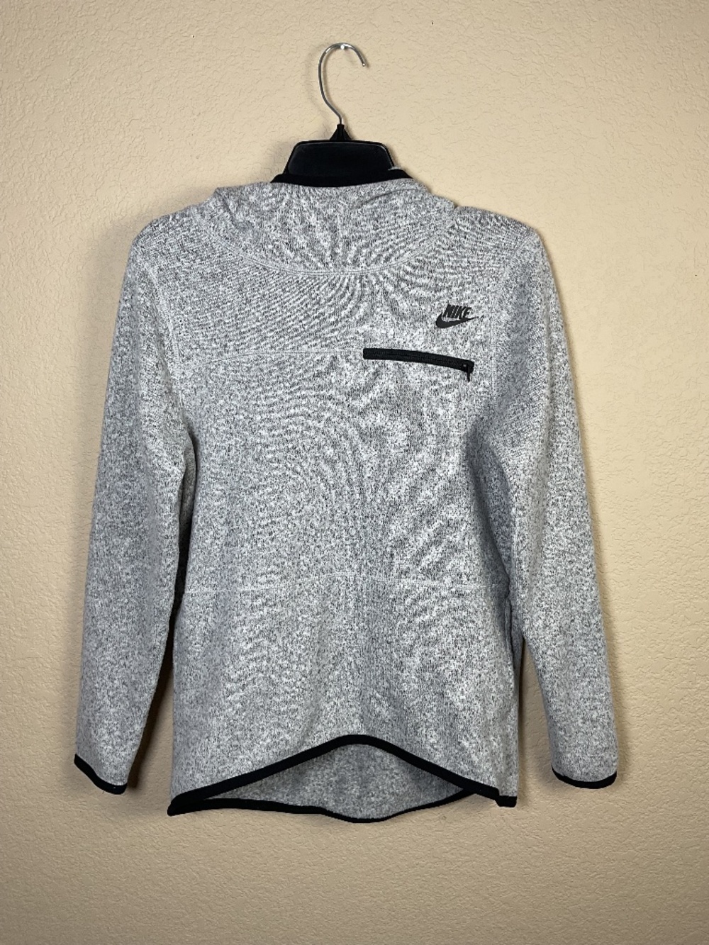 Nike Womens Small Light Gray Summit Tech Fleece Pullover Jacket Sweater Casual